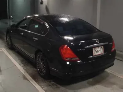 Nissan TEANA