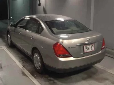 Nissan TEANA
