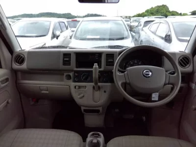 Nissan CLIPPER VAN