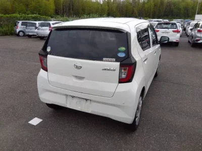 Daihatsu MIRA E S