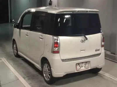 Daihatsu TANTO EXE