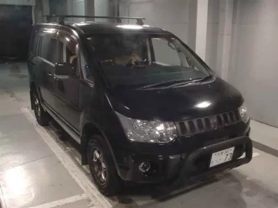 Mitsubishi DELICA D5