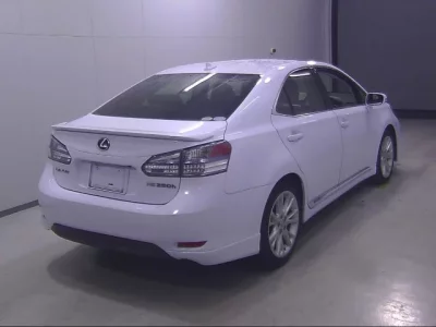 Lexus HS