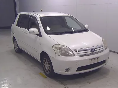 Toyota RAUM