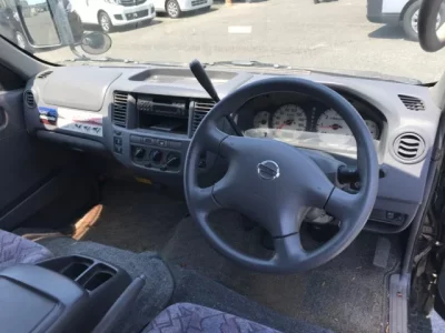 Nissan CARAVAN VAN