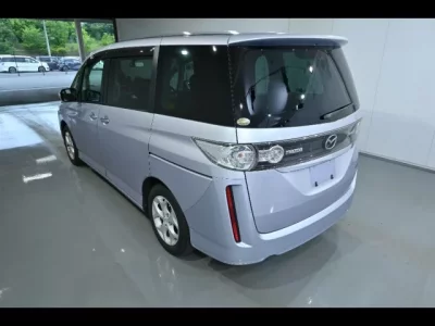 Mazda BIANTE
