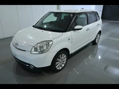 Mazda VERISA