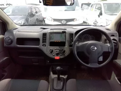 Nissan AD