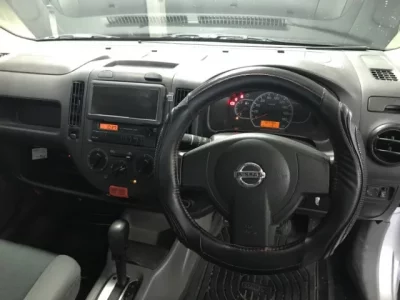 Nissan AD