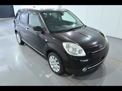 Mazda VERISA