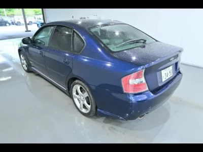 Subaru LEGACY B4