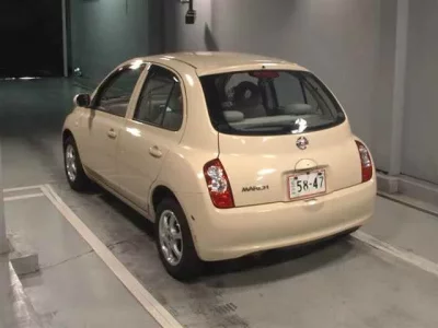 Nissan MARCH