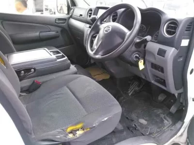 Nissan CARAVAN VAN