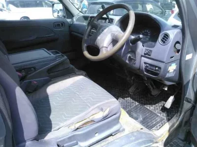 Isuzu COMO