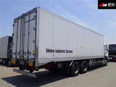 Isuzu GIGA