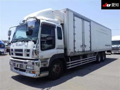 Isuzu GIGA