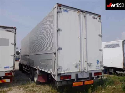 Isuzu GIGA