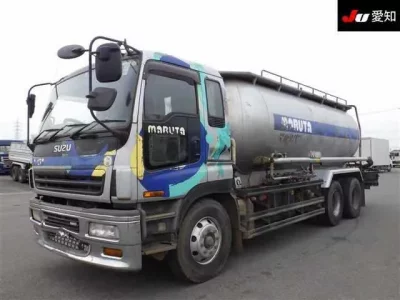 Isuzu GIGA