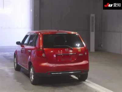 Mazda VERISA