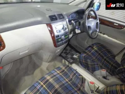 Toyota IPSUM