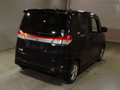 Mitsubishi DELICA D2