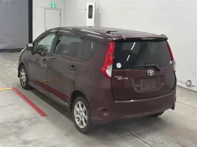 Toyota PASSO SETTE