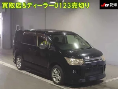 Mitsubishi DELICA D5