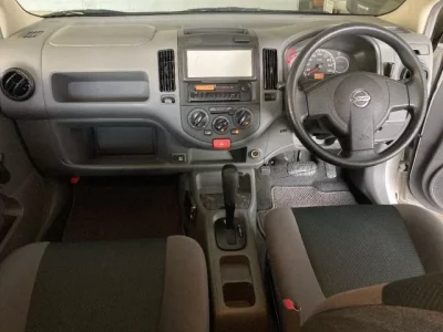 Nissan AD
