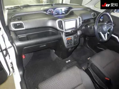 Mitsubishi DELICA D2