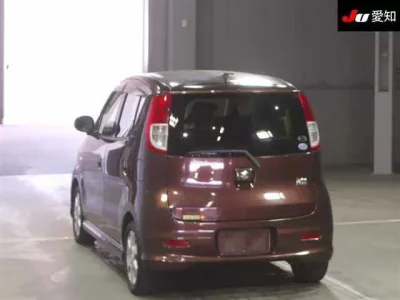 Suzuki MRWAGON