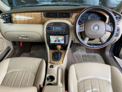 Jaguar X TYPE