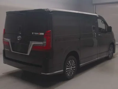 Toyota GRANACE