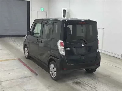 Mitsubishi EK SPACE