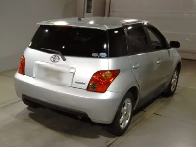 Toyota IST