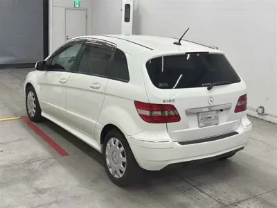 Mercedes-Benz B CLASS