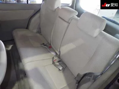 Toyota RAUM
