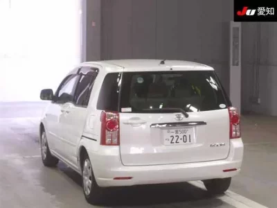 Toyota RAUM