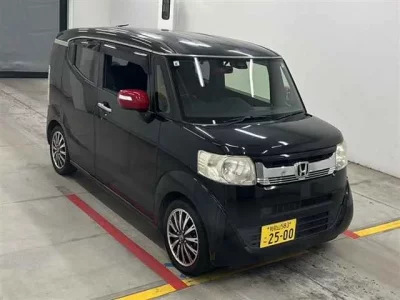 Honda N BOX SLASH