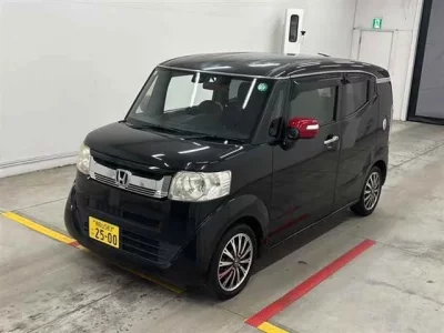 Honda N BOX SLASH