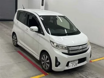 Mitsubishi EK CUSTOM