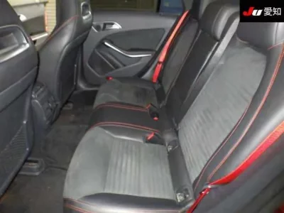 Mercedes-Benz CLA CLASS