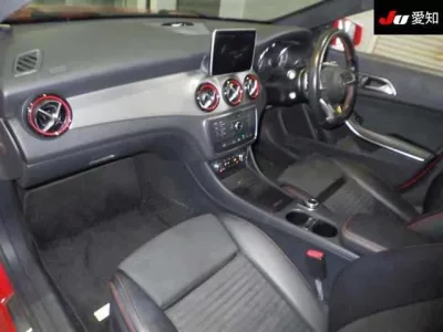 Mercedes-Benz CLA CLASS