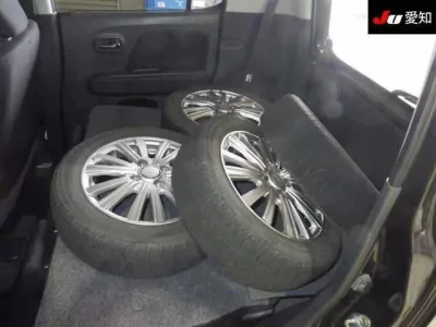 Suzuki MRWAGON