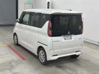 Mitsubishi EK SPACE
