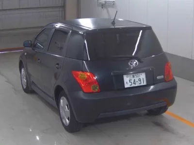 Toyota IST