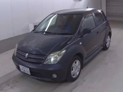Toyota IST