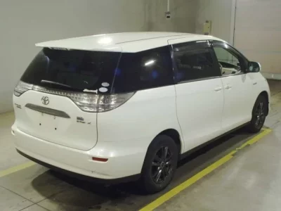 Toyota ESTIMA HYBRID