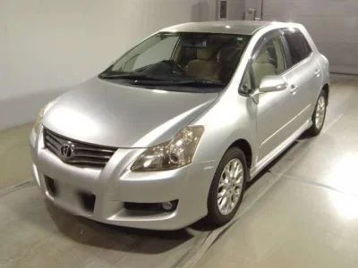 Toyota BLADE