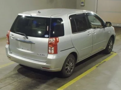 Toyota RAUM
