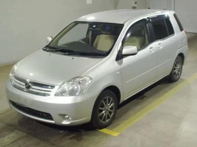 Toyota RAUM